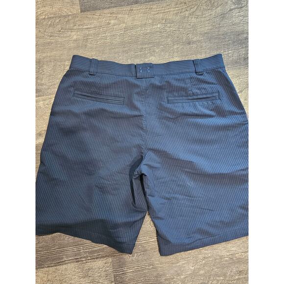 Under Armour Golf Shorts Men's 38 Navy Blue Chino Moisture Wicking Zip Fly 9" - Picture 5 of 5